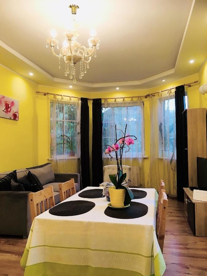 Апартаменты Relax boutique house 2,8 km to old town plus free parking Рига-4